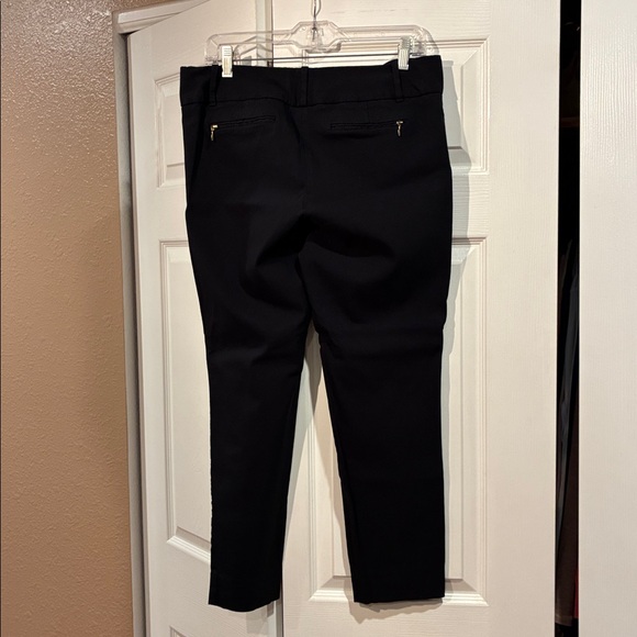The Limited Black Stretch Pants - Picture 2 of 3